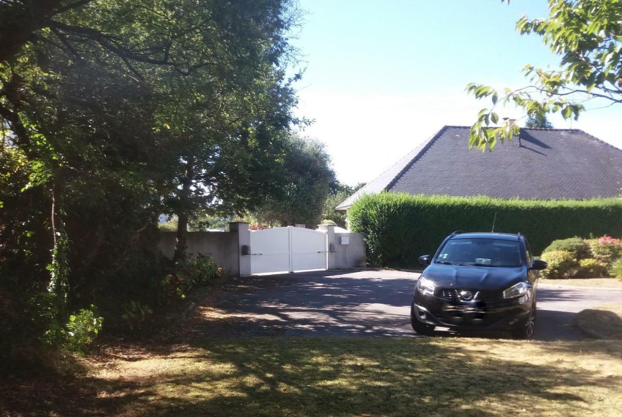 Maison classée 3 étoiles, grand jardin clos au calme Proche centre ville, 10 min des plages Pont-lʼAbbé Exterior foto