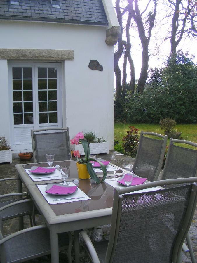 Maison classée 3 étoiles, grand jardin clos au calme Proche centre ville, 10 min des plages Pont-lʼAbbé Exterior foto